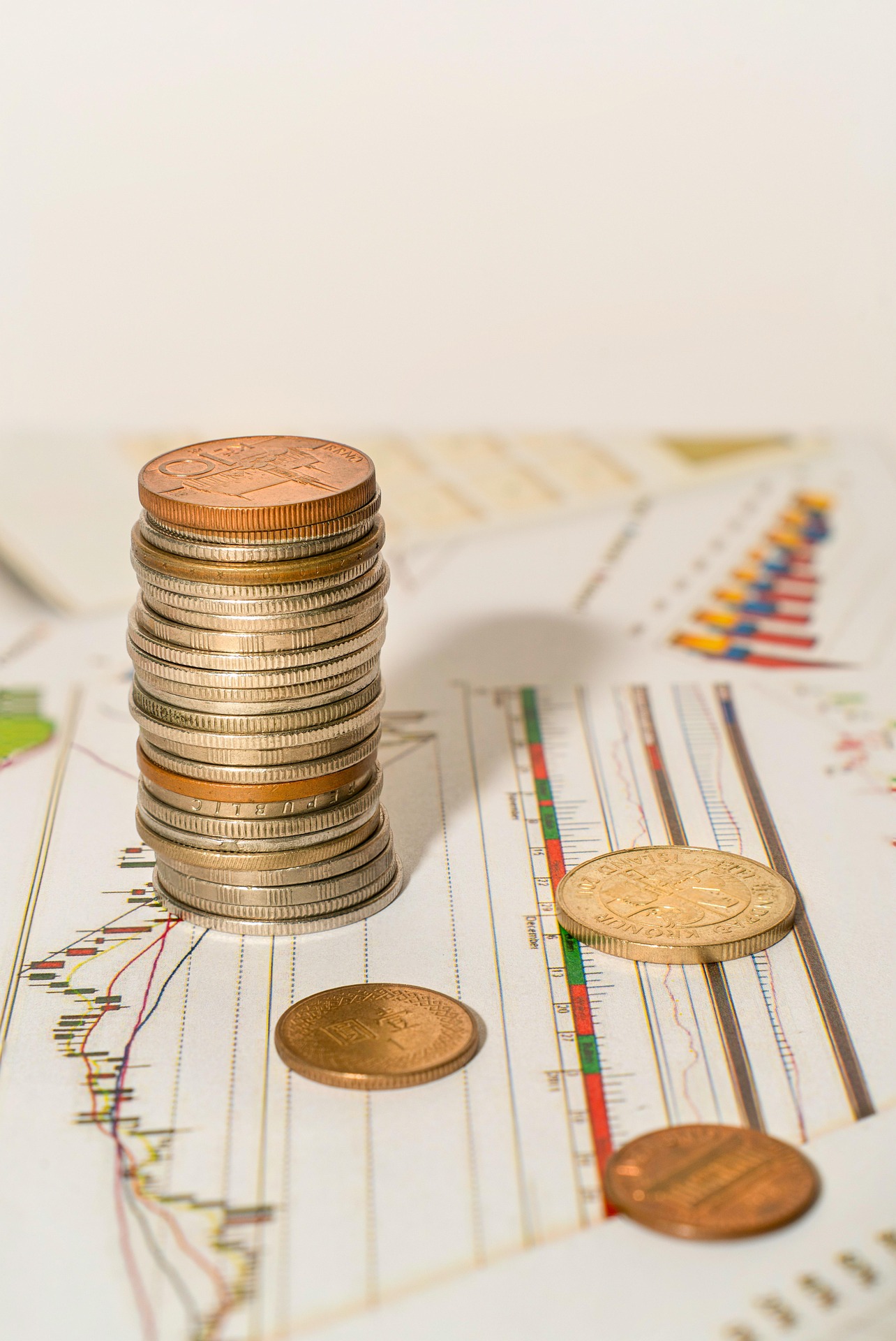 Fixed-Rate vs Variable-Rate Loans